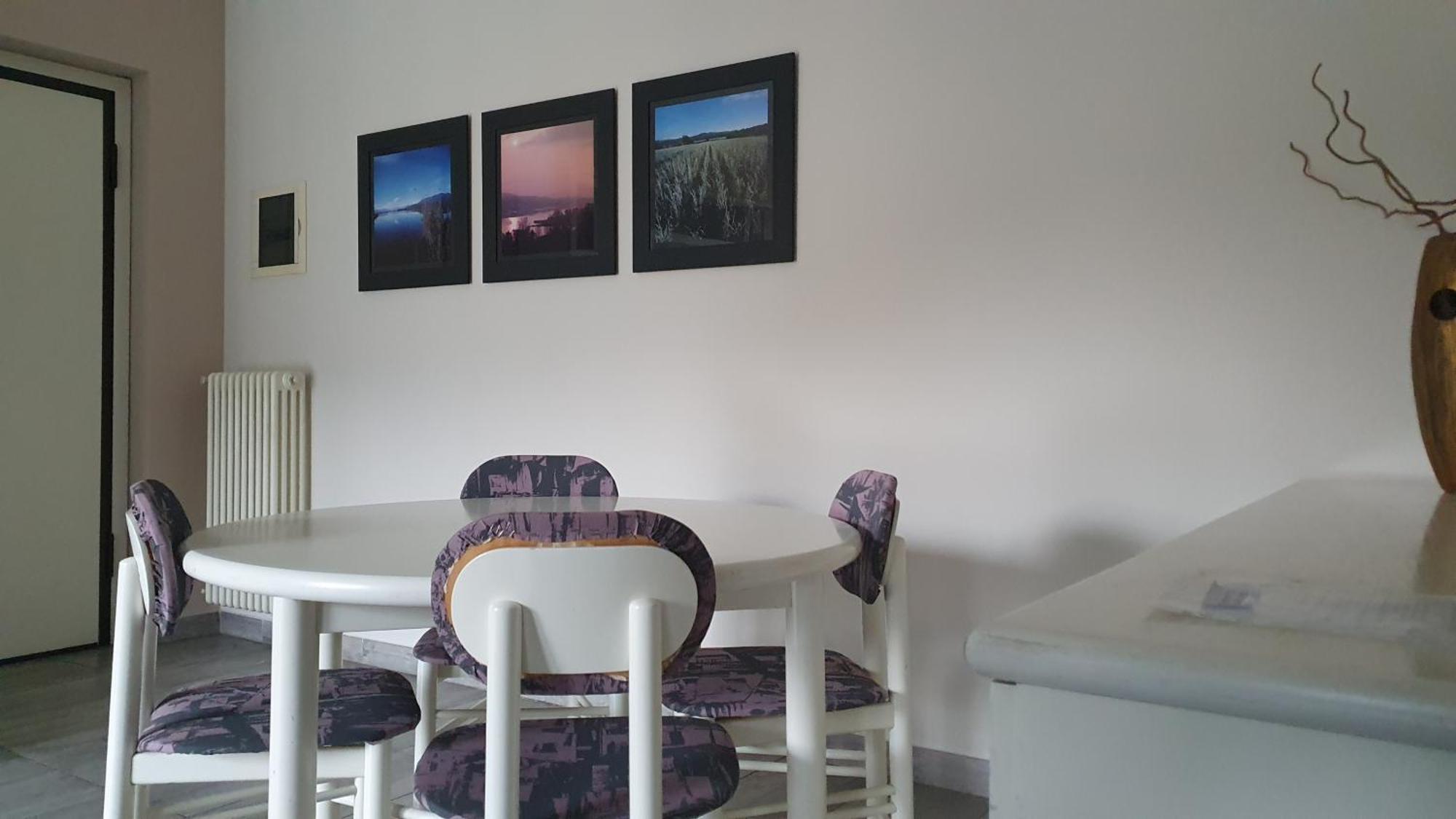 Casa Vacanze Matilde Gavirate Esterno foto